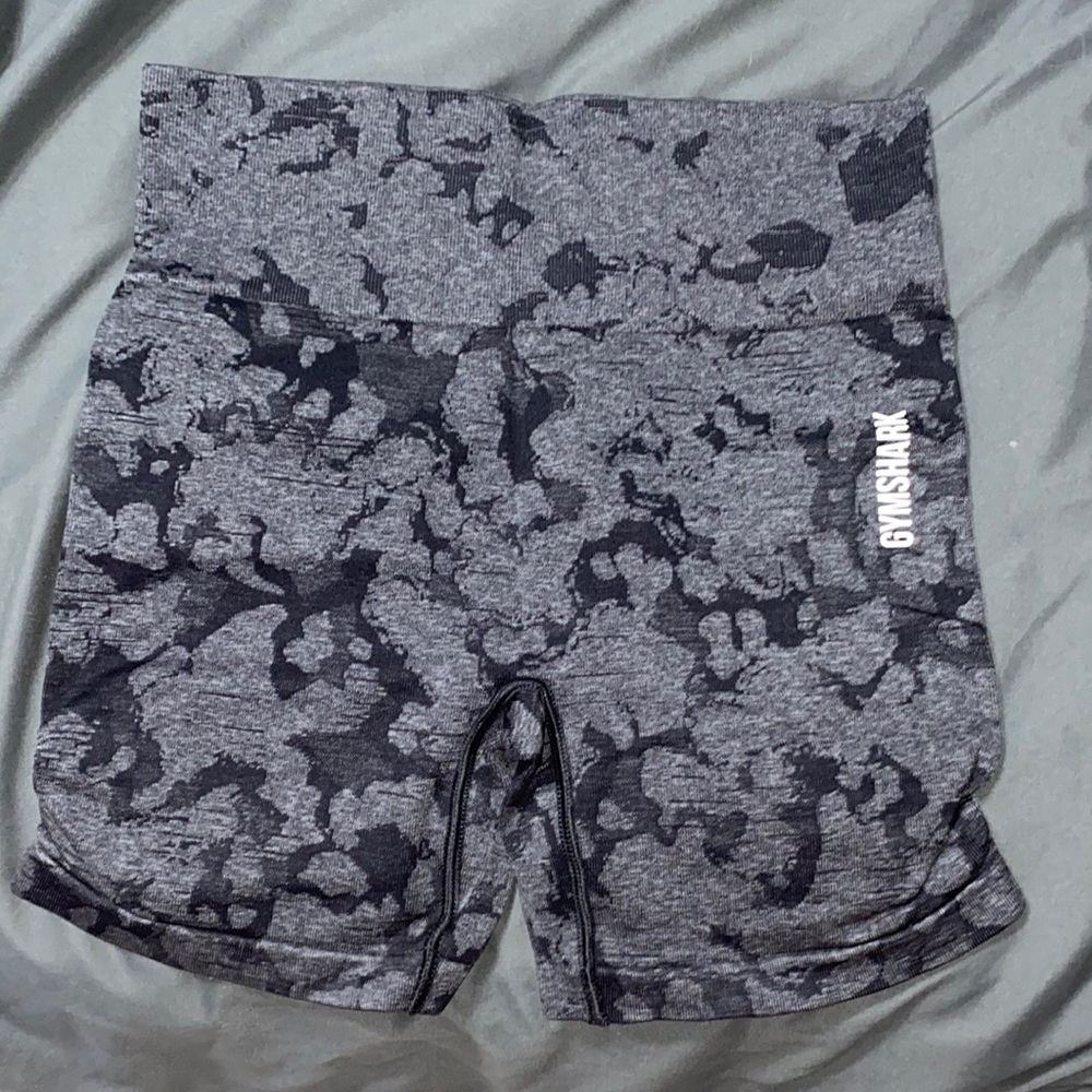 NEVER WORN Gymshark shorts